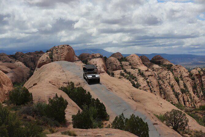 High Adventure Hummer Tour on Hell's Revenge - Authentic Experiences and Authenticity