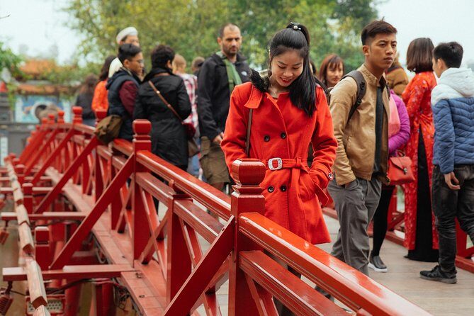 Highlights & Hidden Gems With Locals: Best of Hanoi Private Tour - The Sum Up