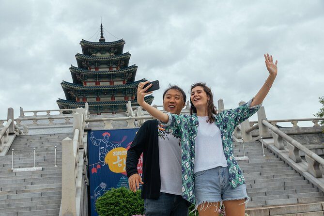 Highlights & Hidden Gems With Locals: Best of Seoul Private Walking Tour - Key Points