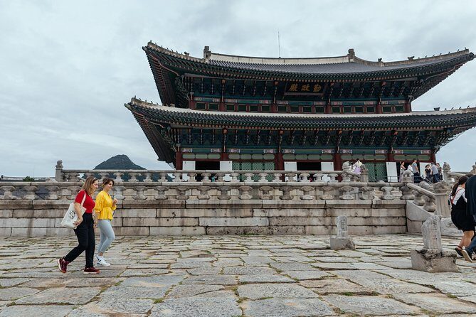 Highlights & Hidden Gems With Locals: Best of Seoul Private Walking Tour - The Sum Up: Is This Tour Right for You?