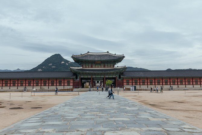 Highlights & Hidden Gems With Locals: Best of Seoul Private Walking Tour - FAQ