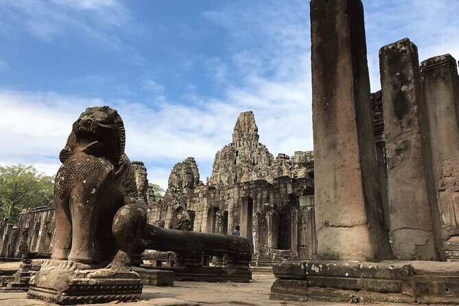 Highlights of Angkor Wat, Ta Prohm & Angkor Thom - Discovering Angkor Thom