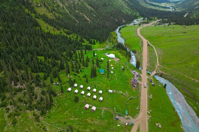 Highlights of Kyrgyzstan: 5-Day Nature, Lakes & Culture Tour - Key Points