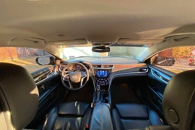 Highlights of Toronto city tour with private transfers - A detailed look at the Toronto city tour