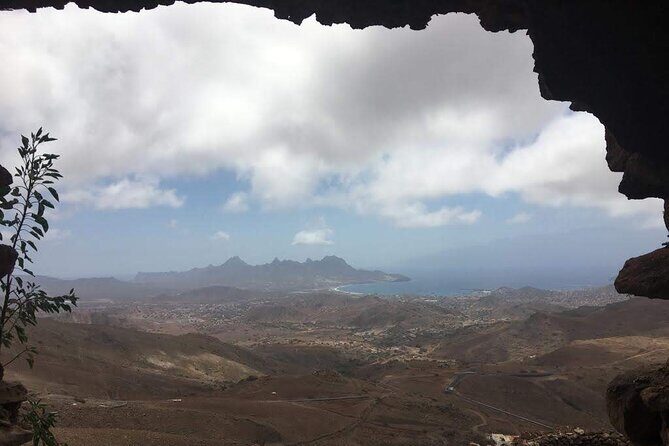 Hike Monte Verde, Natural Park, São Vicente, 3h +/- (roundtrip) - Analyzing the Price and Value