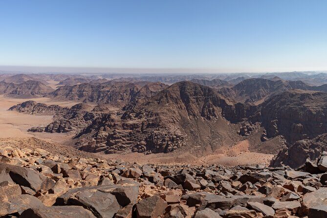 Hike to Jordan Highest Mountain, Umm Ad Dami with Meal and Stay - FAQ