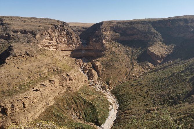 Hike to Taiq Cave - Sinkhole and Baobab forest - Jabal Samhan and the Baobab Forest: An Unexpected Treasure