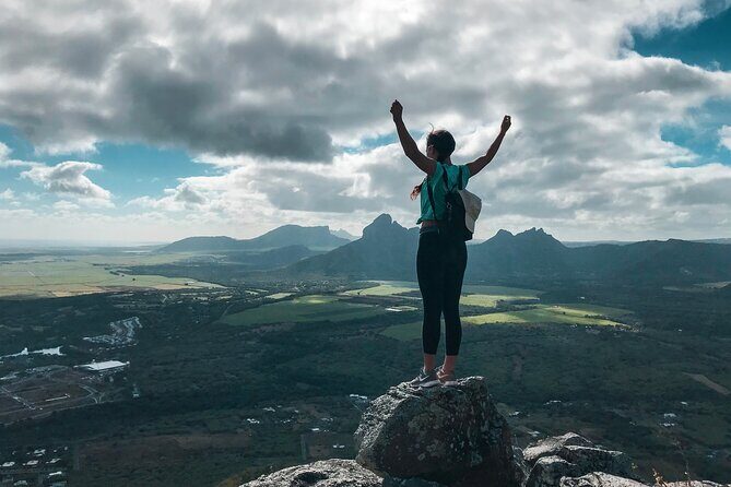 Hiking La Tourelle Mountain in Mauritius - Practicalities and Tips for Travelers