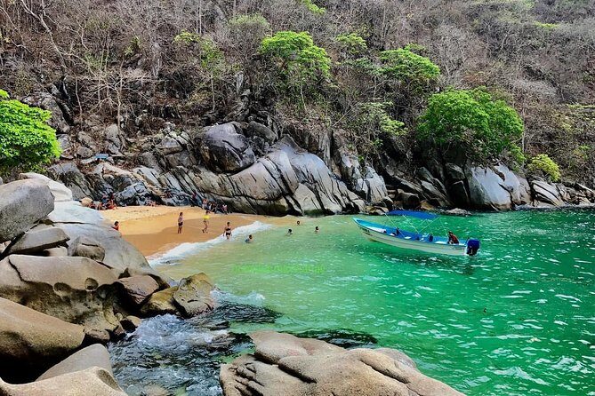 Hiking & Snorkeling to Mexico's Smallest Paradise Colomitos Beach - Exploring Mexico’s Smallest Paradise: Colomitos Beach