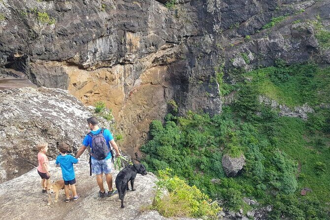 Hiking Trip Full-Day: The Magnificent 7 Waterfalls Sept Cascades including Lunch - The Guided Experience
