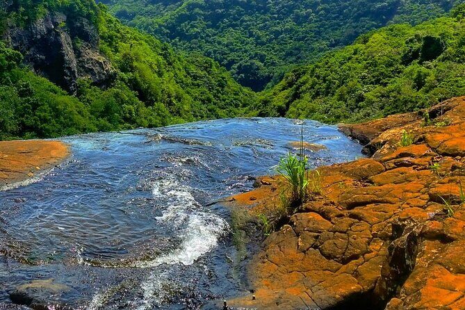 Hiking Trip Full-Day: The Magnificent 7 Waterfalls Sept Cascades including Lunch - Transport and Timing