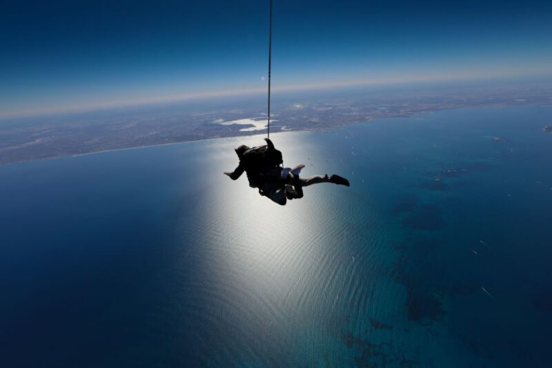 Hillary's Harbour: Rottnest Island Skydive and Ferry Package - Authentic Perspectives from Participants