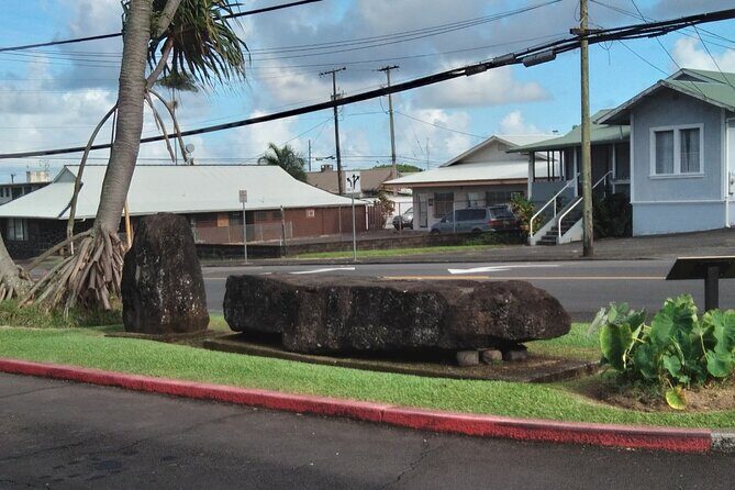 Hilo History and Legends (APP) Audio Self Guided Walking Tour - A Deep Dive into the Hilo History and Legends Tour