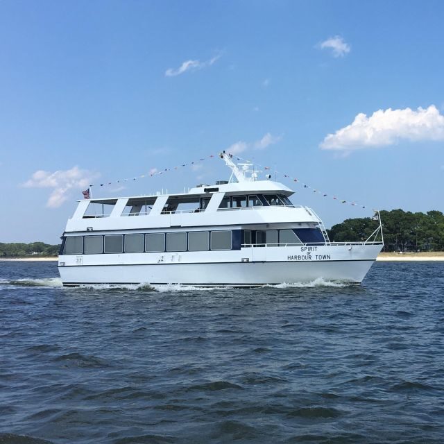 Hilton Head Island: Sunset Dinner Cruise - Group Size and Accessibility