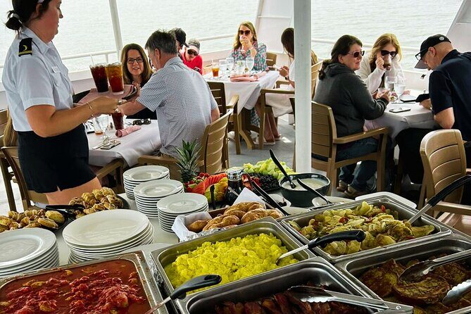 Hilton Head Sunday Brunch Buffet Cruise - A Complete Look at the Hilton Head Sunday Brunch Cruise