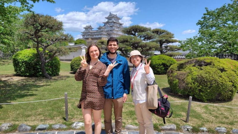 Himeji: Himeji Castle & Kokoen Garden 3.5-Hour Guided Tour - Exploring Himeji Castle