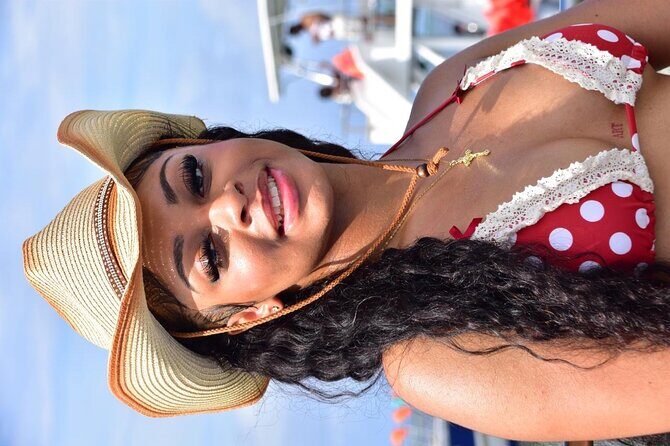 Hip Hop Adult Only Party Boat with Unlimited drinks & Sandba stop - FAQs