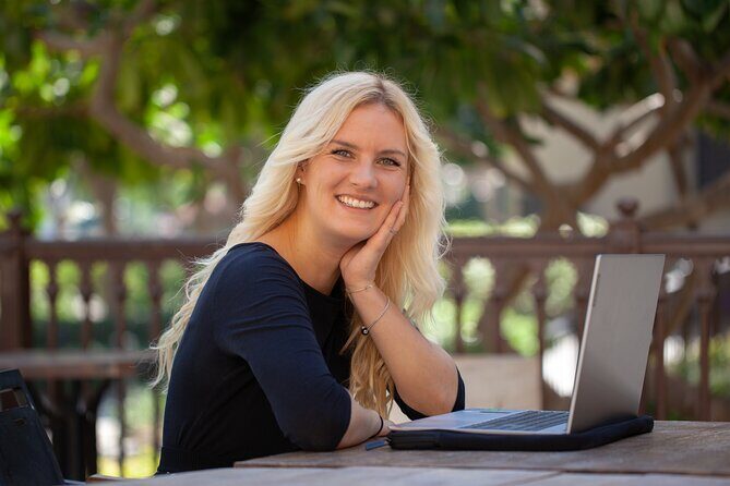 Hire Photographer, Professional Photo Shoot - Toronto - Who Will Benefit Most?