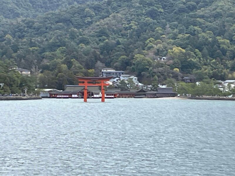 Hiroshima: Full-Day Private Guided Tour From Osaka or Kyoto - Miyajima Island and Itsukushima Shrine