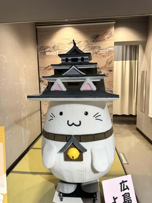 Hiroshima Highlights & Hidden Gems: Private Walking Tour - Exploring Hiroshima with a Personal Touch: The Highlights & Hidden Gems Private Tour