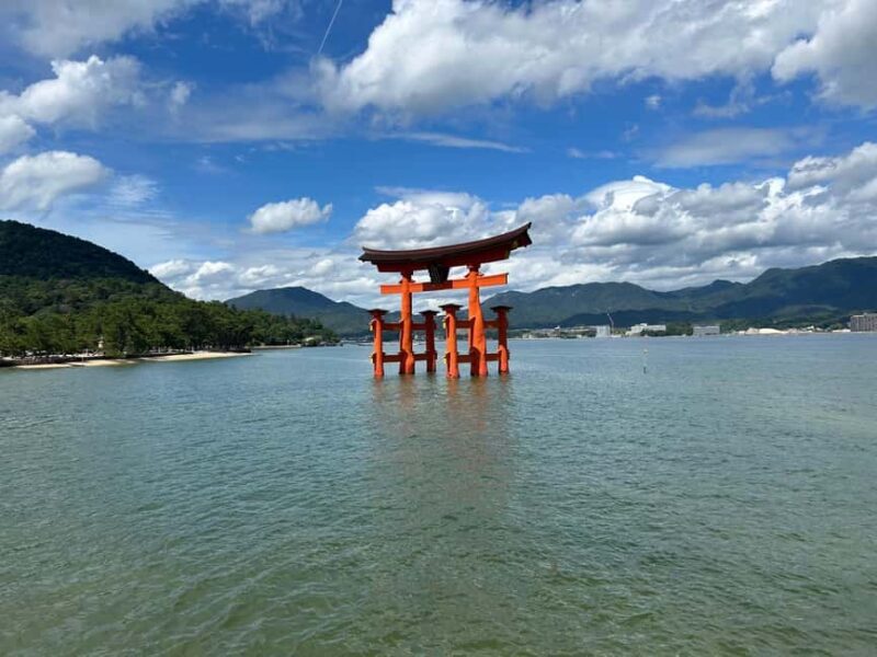 Hiroshima & Miyajima 6.5h Guided Tour Dome, Park & Shrine - An Introduction to Hiroshima & Miyajima: Why it Matters