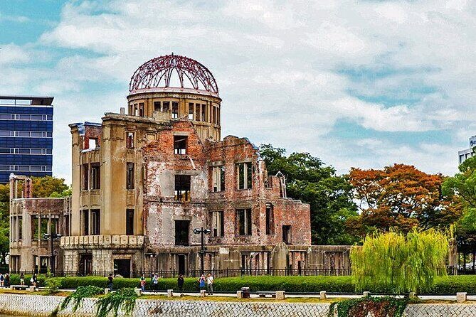 Hiroshima Peace Memorial Park & Hiroshima Castle: A Scenic Walk - Who Will Love This Experience?