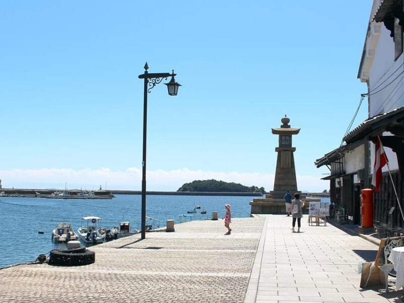 Hiroshima: Tomonoura Nostalgic Port Town Private Tour - Tasting Local Flavors: Homeishu and Regional Cuisine