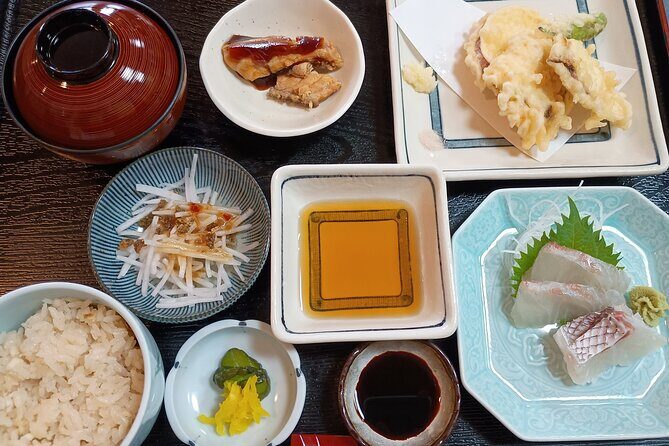 Hiroshima: Tomonoura Nostalgic Port Town Private Tour with Local - FAQ