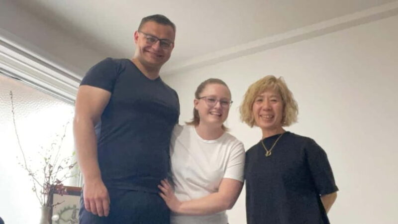 Hiroshima: Yoga lesson in English - Authentic and Personalized Approach