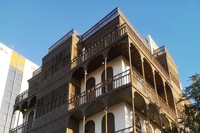 Historic District Tour in Jeddah by a Local Guide - What Makes This Tour Stand Out?