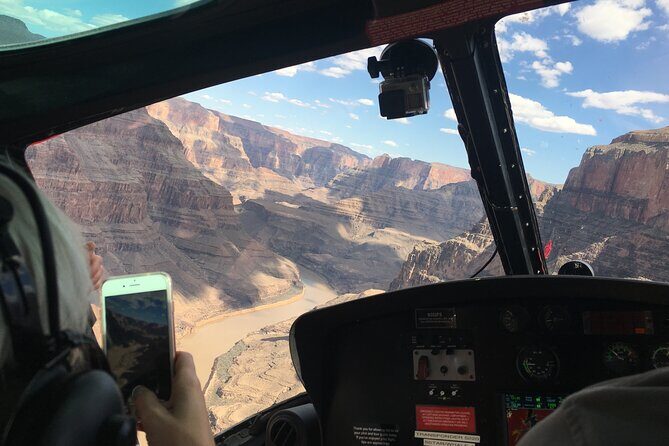 Historic Grand Canyon Western Ranch by Bus with Helicopter Tour - The Journey Begins: From Las Vegas to the Grand Canyon