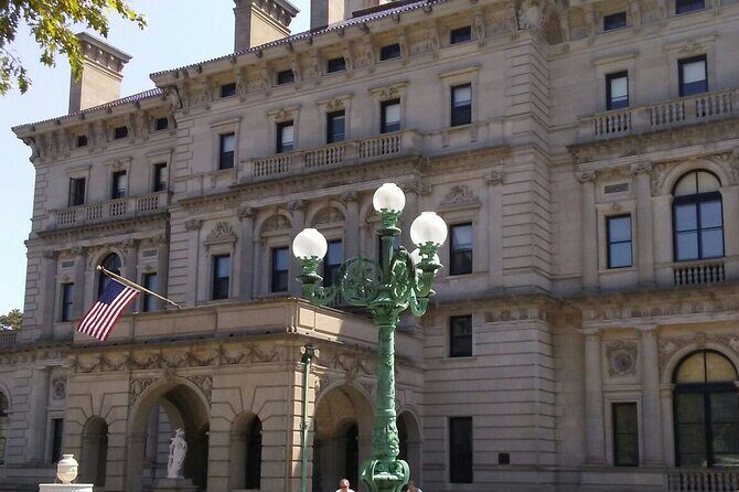 Historic Highlights with the Gilded Age Private Van Tour - The Sum Up