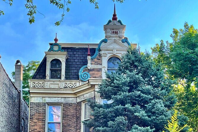 Historic Homes and Cottages of Wicker Park Walking Tour - Discover the Charms of Wicker Park with the Historic Homes and Cottages Tour