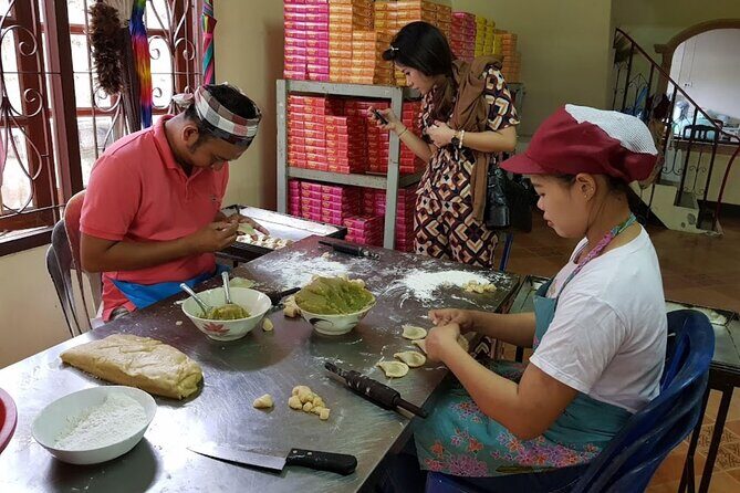 Historical And Cultural Day Tour To Takuapa Old Town From Khao Lak - Exploring Takuapa Old Town: An In-Depth Look