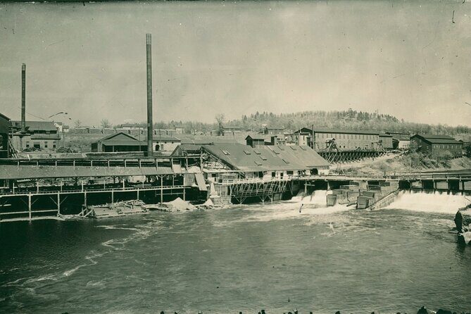 Historical Downtown Eau Claire: A Self-Guided Walking Tour - An In-Depth Look at the Eau Claire Self-Guided Tour