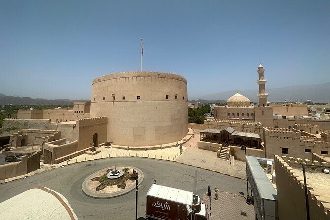 Historical Nizwa and its HIDDEN GEMS (in different languages) - Introducing the Tour: An Authentic Omani Experience