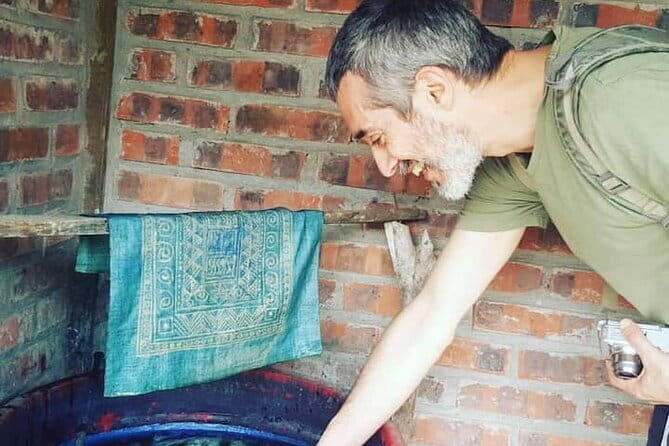 H'Mong traditional beeswax batik - FAQ