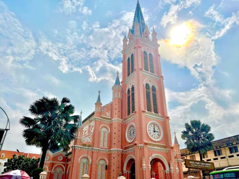Ho Chi Minh City: Koi Fish Café & Hidden Gems Tour - Exploring the Tour in Detail
