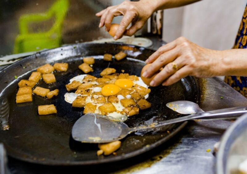 Ho Chi Minh City: Private Street Food Evening Walking Tour - Who Is This Tour For?