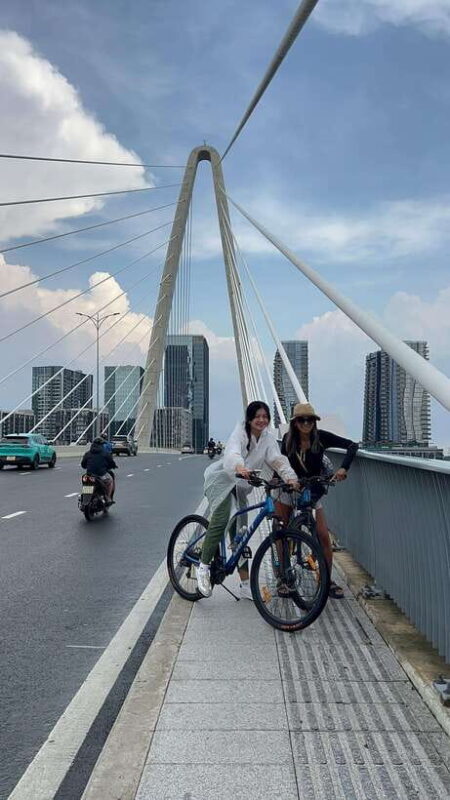 Ho Chi Minh City Sightseeing Cycling Private Tour By Bicycle - Scenic Views and Neighborhoods