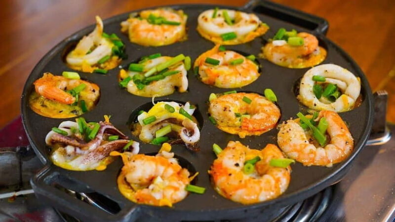 Ho Chi Minh City: Super Niche Walking Street Food Tour - Key Points