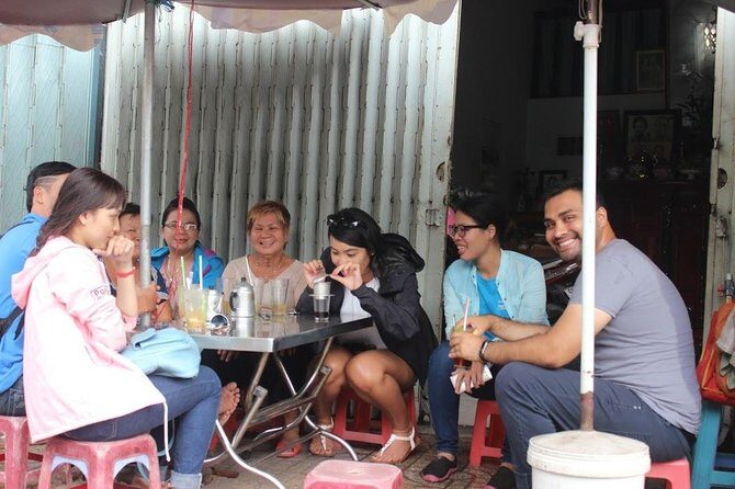 Ho Chi Minh City Tour on Motorbike - Authenticity and Guides: The Heart of the Tour