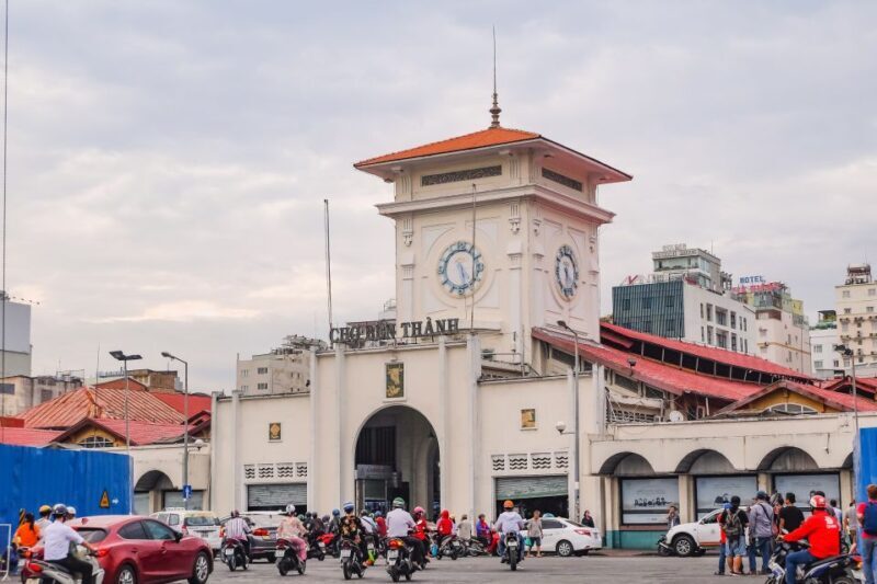 Ho Chi Minh: Customize Your HCMC Tour: English or German - A Deep Dive into the Experience