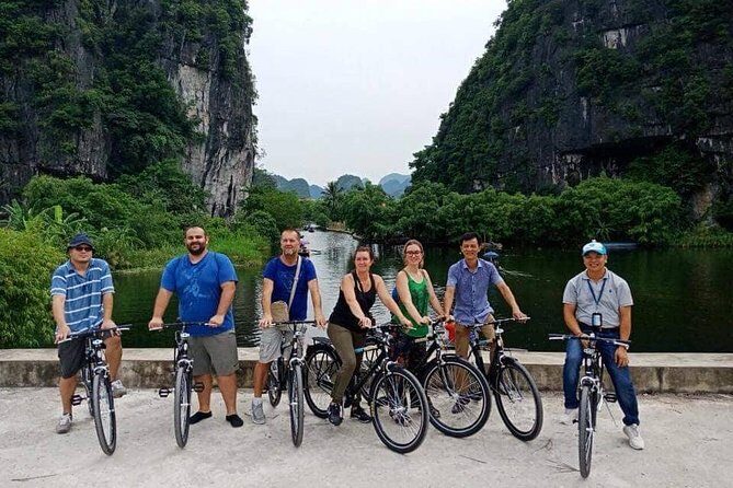Hoa Lu - Tam Coc boat Trip and Mua Cave - The Sum Up
