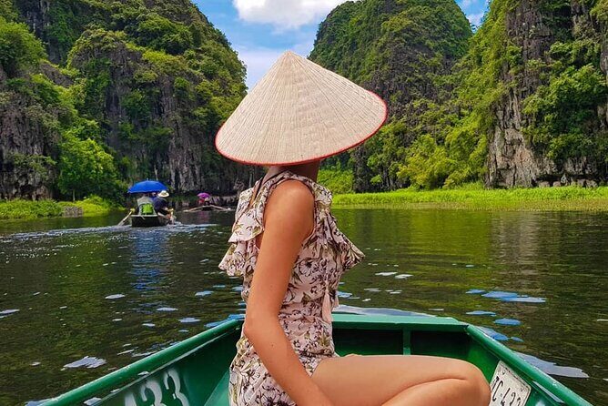 Hoa Lu - Tam Coc - Mua Cave 1 Day with Cycling, Hiking, Lunch - Key Points
