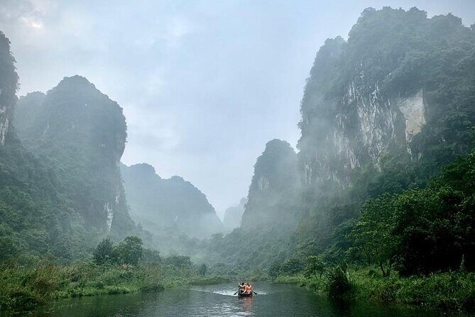 Hoa Lu - Tam Coc - Mua Cave Full Day - LIMOUSINE - The Sum Up