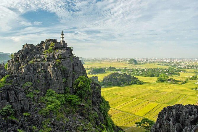 Hoa Lu -Tam Coc - Mua Cave Full Day Trip with Limousine Bus - A Detailed Look at the Experience