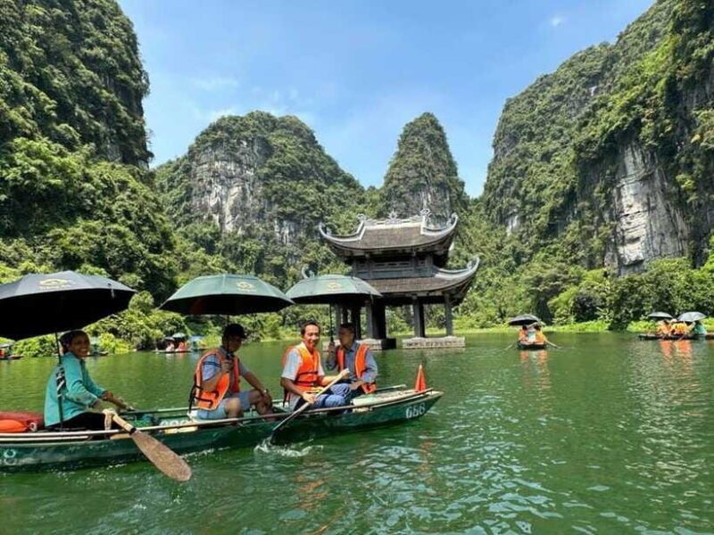 Hoa Lu - Trang An Boat Trip & Mua Cave small group tour - Cruising the Trang An Grottoes