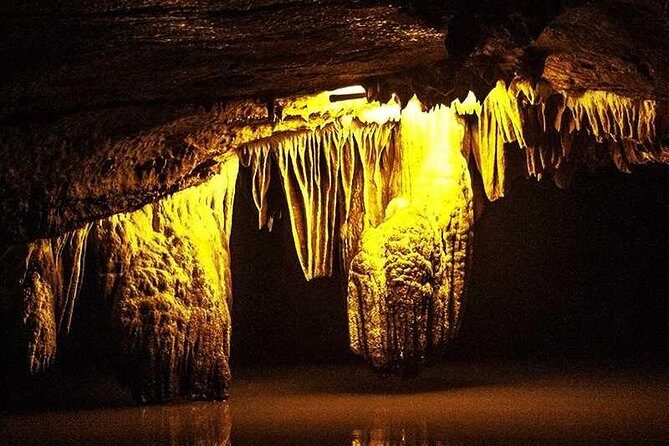 Hoa Lu - Trang An - Mua Cave- 1 Day Trip from Hanoi By Limousine and Small Group - Exploring Hoa Lu: Vietnam’s Ancient Capital