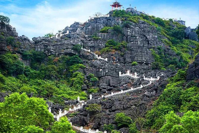 Hoa Lu - Trang An - Mua Cave- 1 Day Trip from Hanoi By Limousine and Small Group - Climbing Mua Cave for Panoramic Views